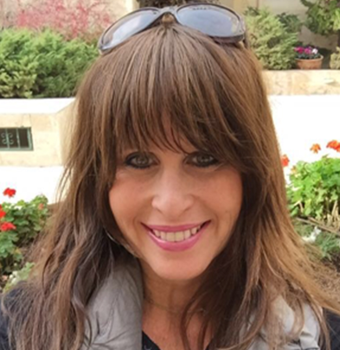 Shiri Kornbluth
